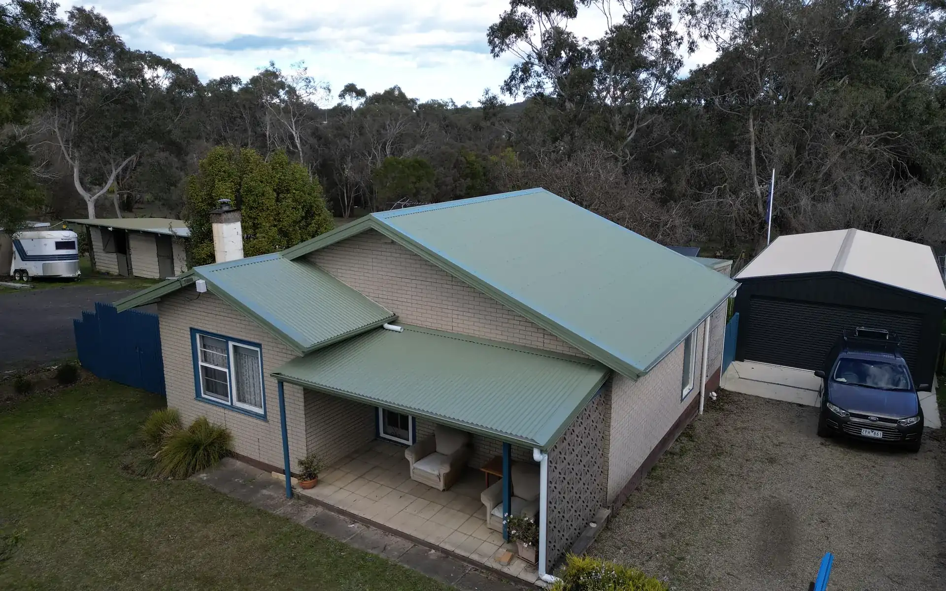 New metal roof on a Cardinia hills home